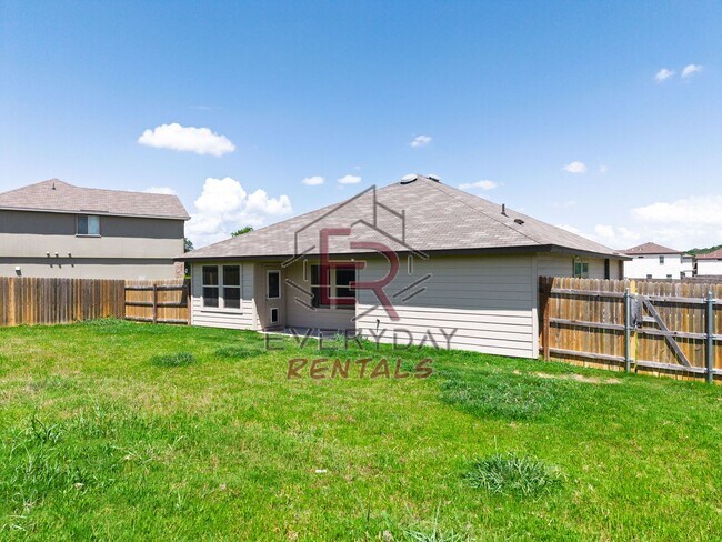 Building Photo - Home in Bunny Trail Village