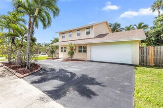 Building Photo - 11610 NW 43rd St