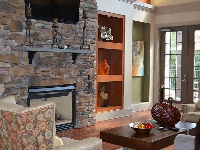 Building Photo - 1776 Patriots Ln