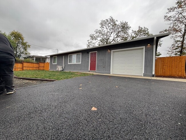 Primary Photo - Brand New 3-bedroom 2 bath home with Garage