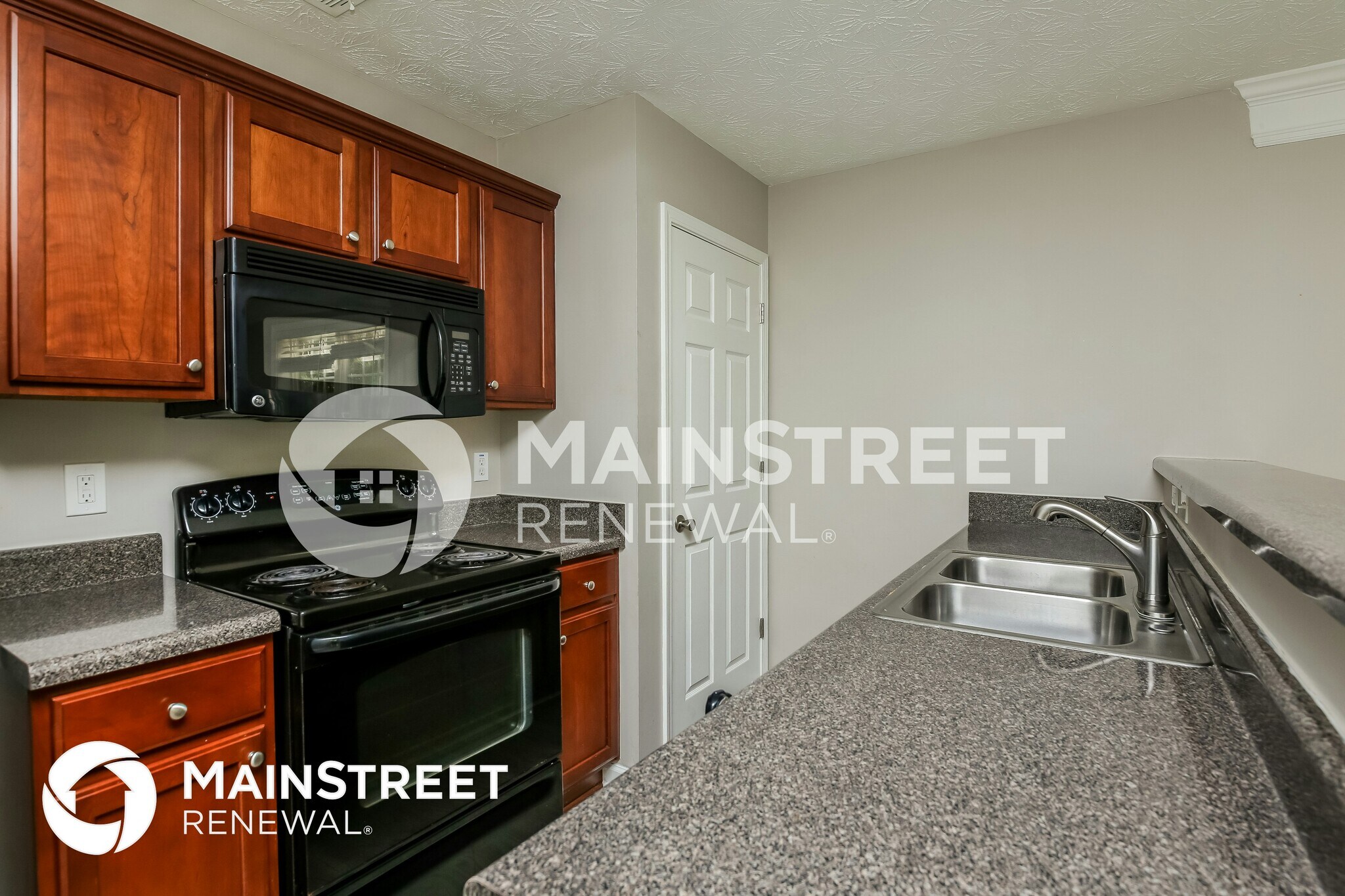 Building Photo - 4035 Riverside Pkwy