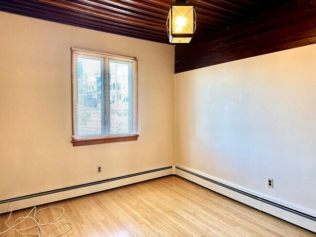 Building Photo - 5 Ingalls Terrace