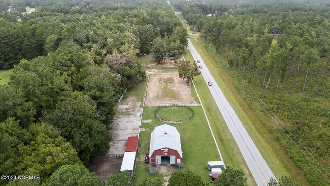 Building Photo - 202 War Admiral Dr