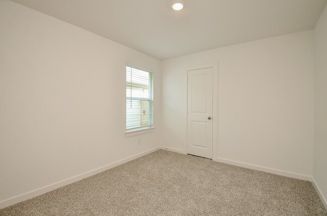 Building Photo - 3410 Hopper Knl Ln