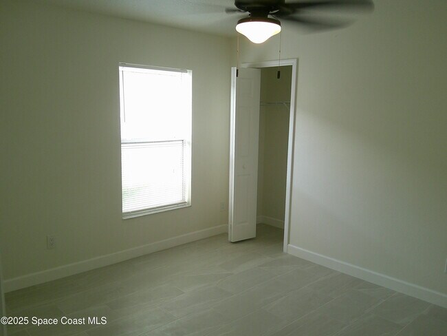 Building Photo - 4049 Wilkes Dr