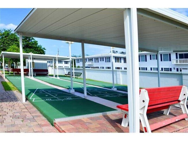 Building Photo - 2151 NE 68th St