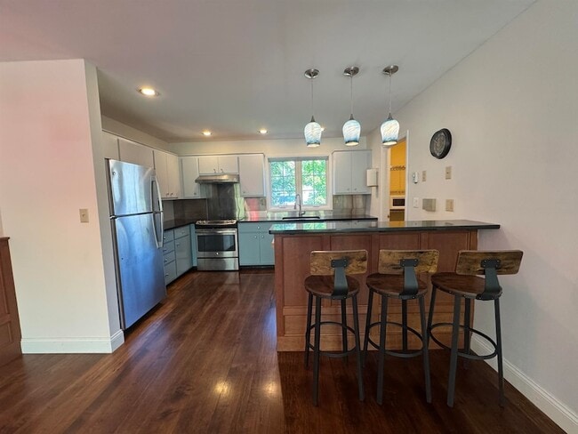 Building Photo - 524 Equinox on The Battenkill