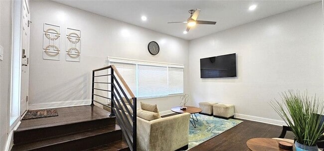 Building Photo - 2511 Susan Ln SW