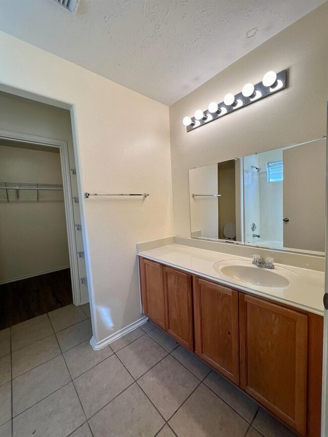 Building Photo - 1522 Glasholm Dr