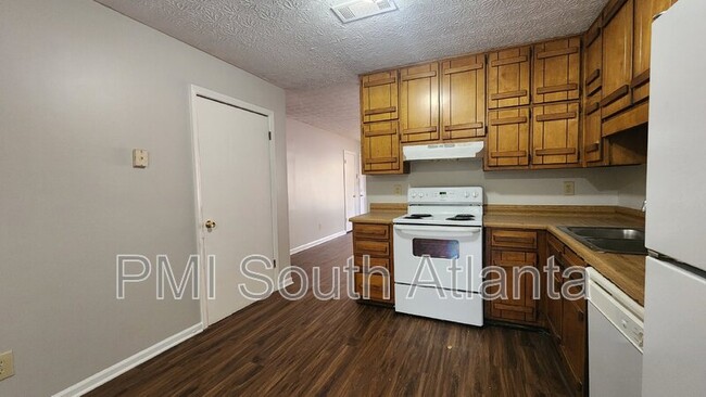 Building Photo - 634 Morton Ct