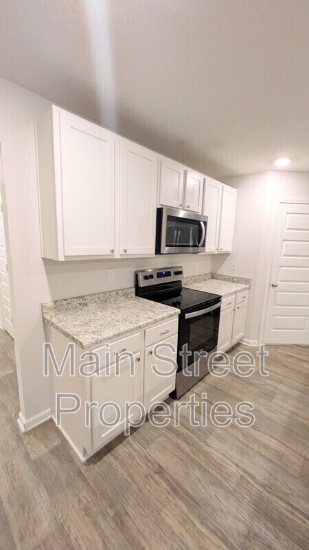 Building Photo - 10557 Queens Gate Cir