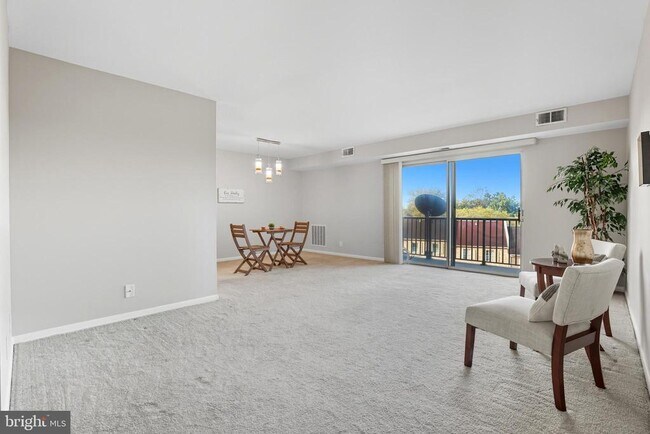 Building Photo - 12001 Old Columbia Pike