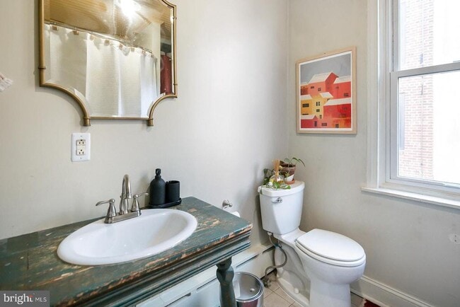 Building Photo - 516 Kauffman St