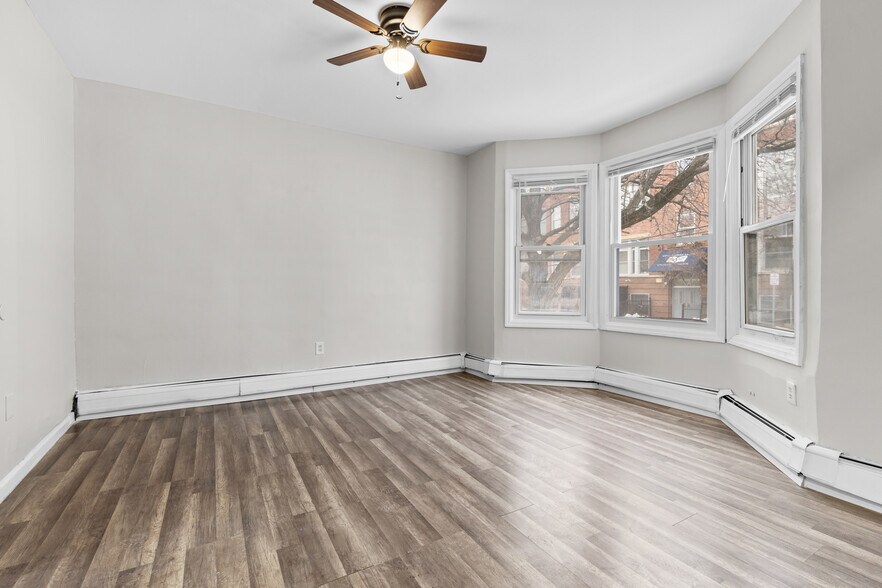 Building Photo - 336 Madison Ave