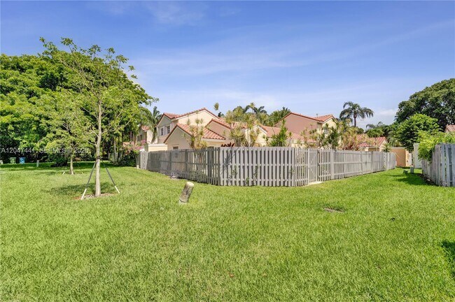 Building Photo - 1361 Springside Dr