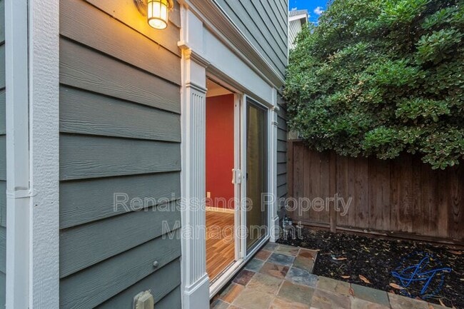 Building Photo - 194 S Veracruz Pl