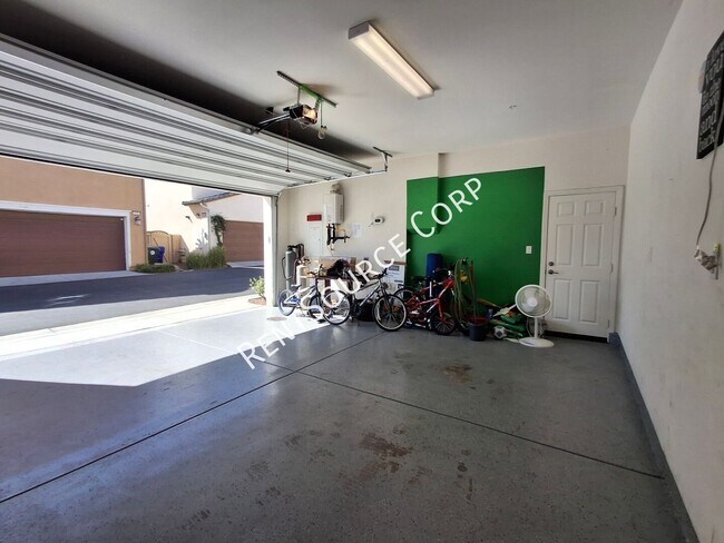 Building Photo - 24355 Verdugo Cir
