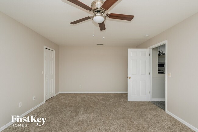 Building Photo - 2920 Tusket Ave