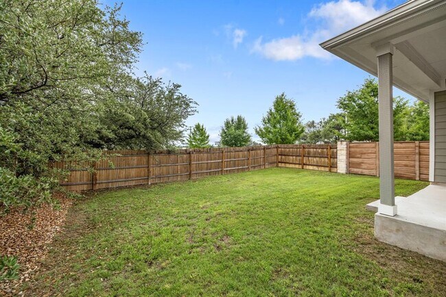Building Photo - 2604 Acoma Ln