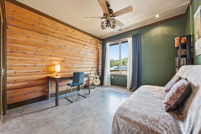 Building Photo - Peaceful Hilltop Retreat with Views | Unfurnished 5BD Executive Home on Private Knoll