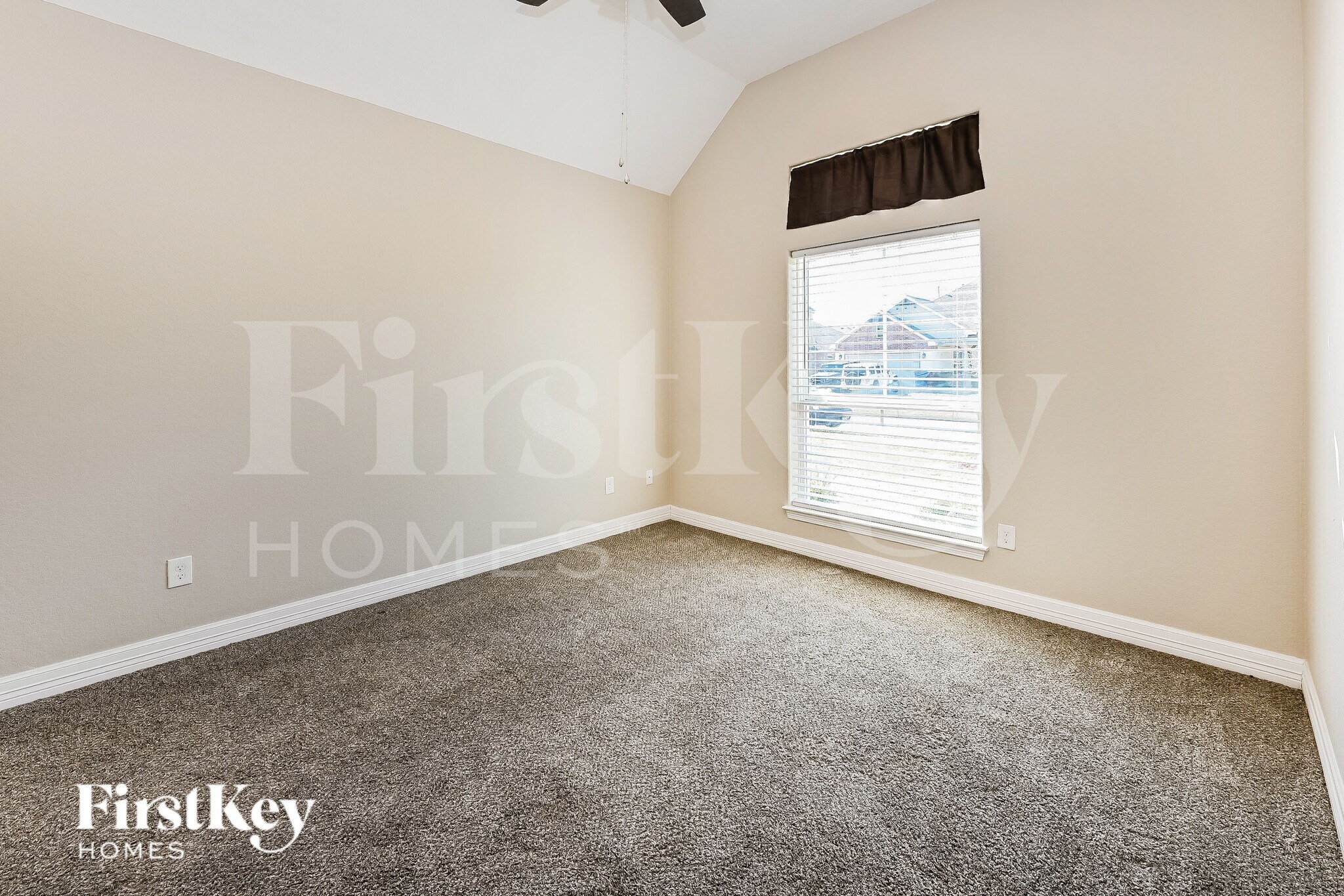 Building Photo - 215 Brazos Dr