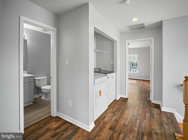 Building Photo - 44163 Azalea Ct
