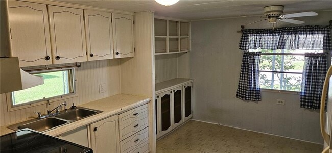 Building Photo - 4641 Orange Blossom Dr