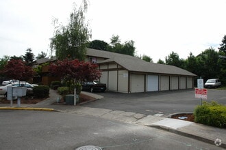 Building Photo - Iris Meadows Apartments