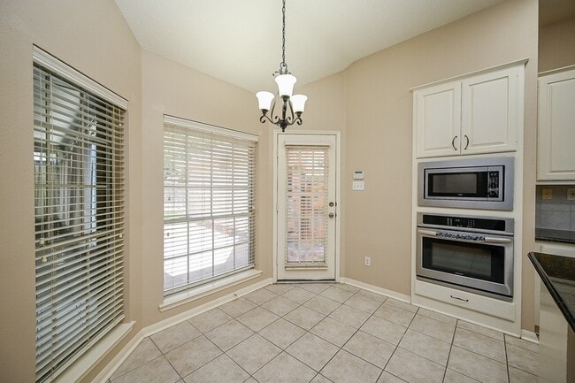 Building Photo - 1335 Remington Crest Dr