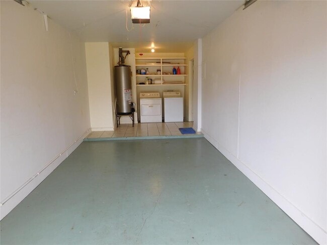 Building Photo - 4701 Sagebrush Cir