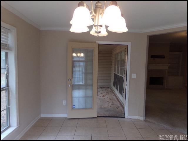 Building Photo - 303 Hidden Meadows Dr