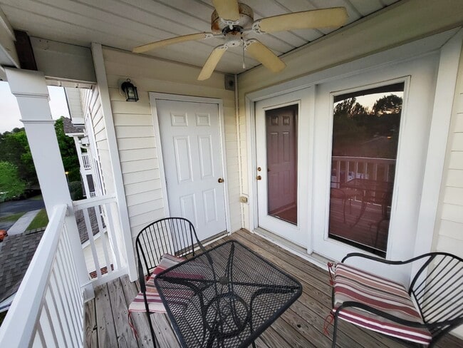 Building Photo - 339 Westbend Dr