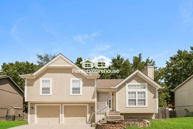 Primary Photo - Northland 3 Bd/2Bth Home.