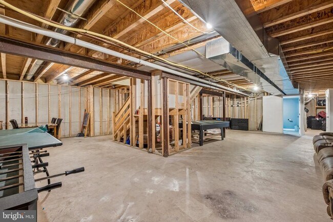 Building Photo - 211 Tollgate Rd