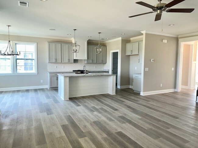 Building Photo - 1486 Summergate Dr