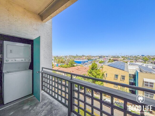 Building Photo - Beautiful Studio in North Park with Walk-In Closet, Private Balcony & In-Unit Laundry