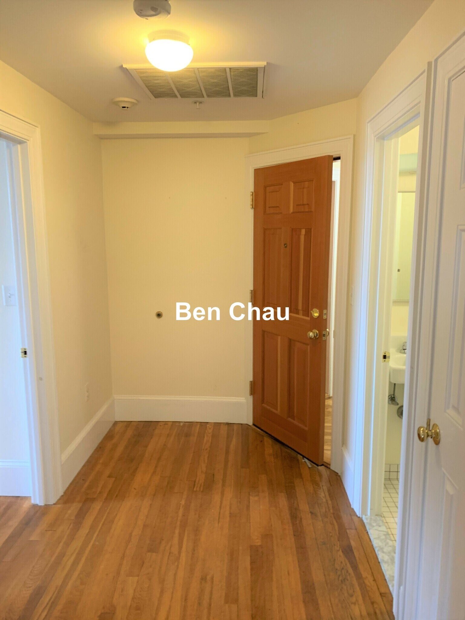 Building Photo - 881 Massachusetts Ave