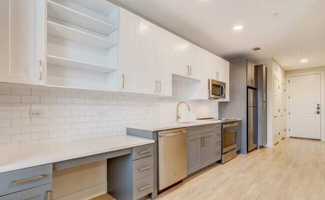 Building Photo - 2 bedroom in Dallas TX 75208