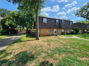 Building Photo - 7604 Bridges Ave