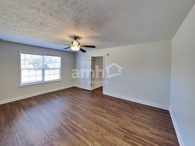 Building Photo - 515 Stetson Ct