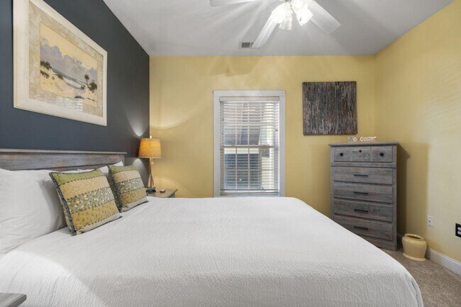 Building Photo - 4869 Magnolia Pointe Ln