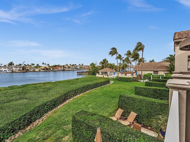 Building Photo - 3602 S Ocean Blvd