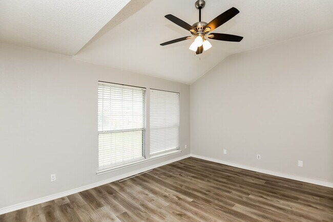 Building Photo - 4605 Birchbend Ln