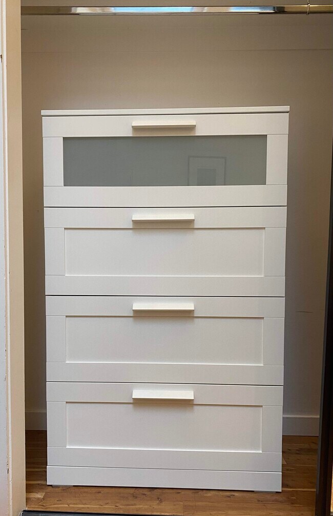 Building Photo - 6579 Exeter Dr