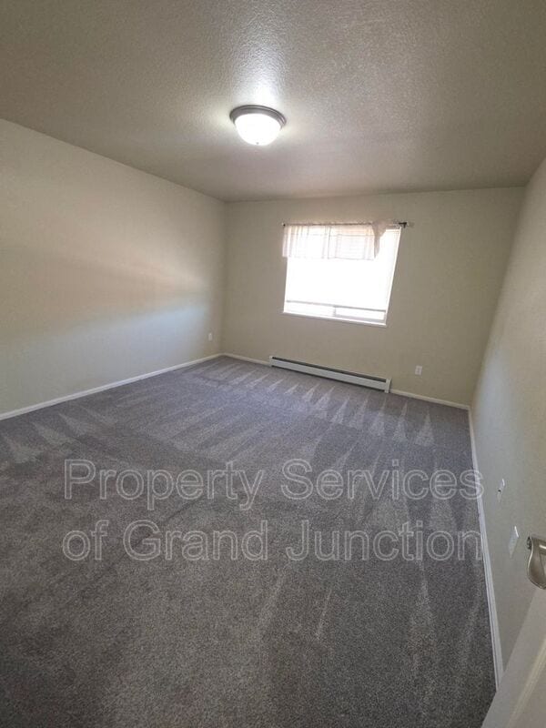 Building Photo - 3154 Glendam Drive