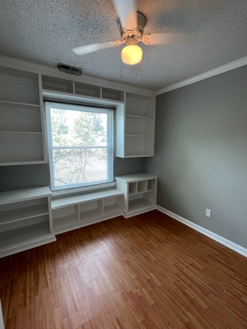 Building Photo - 153 Rebecca Pines Dr