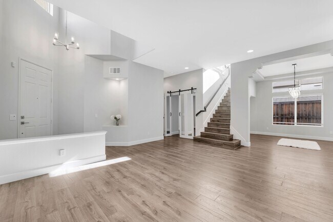 Building Photo - 2775 Florentine Ct