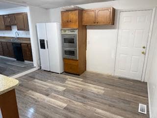 Building Photo - 1924 Woodside Rd