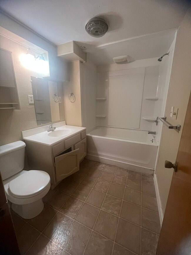 Building Photo - 238 N 1st St