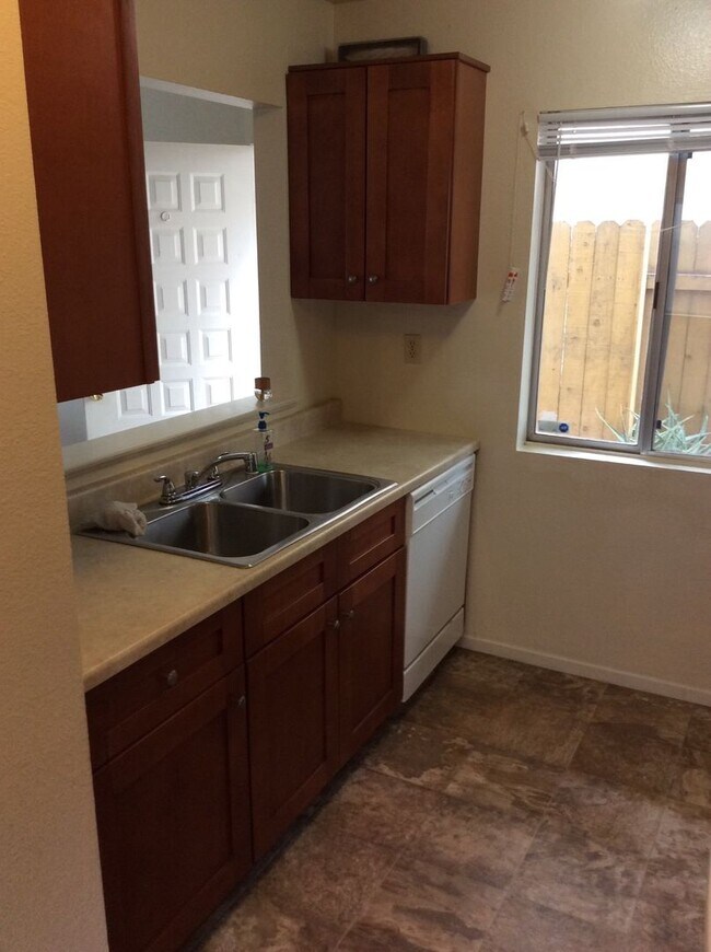 Building Photo - 13677 Caspian Way
